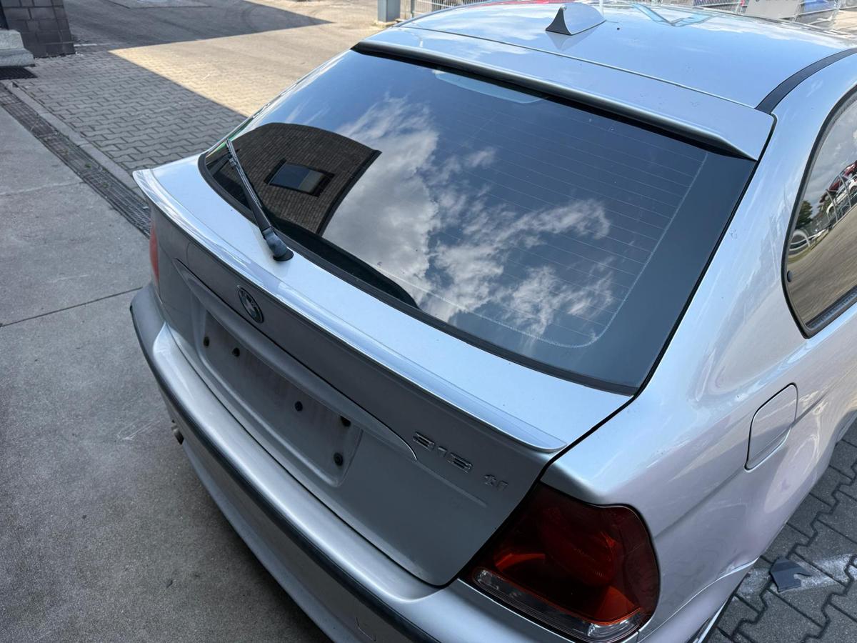 BMW E46 Compact original Heckklappe mit Heckscheibe 354 Titansilber Rohbau BJ04